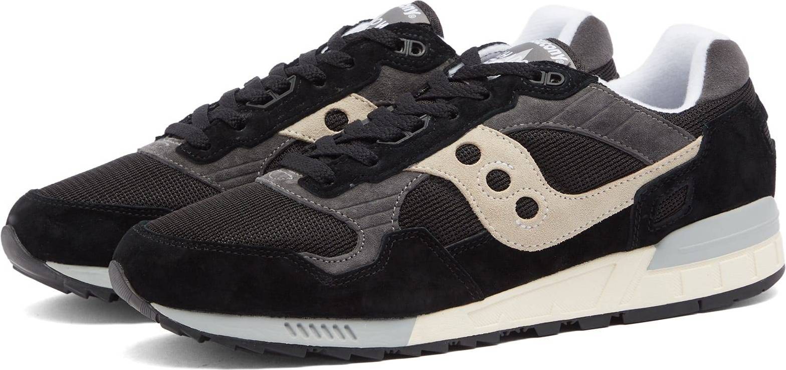 Saucony // Shadow 5000 - Black