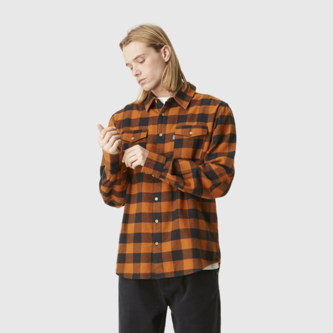 Picture // Hillsboro Shirt - Black / Nutz