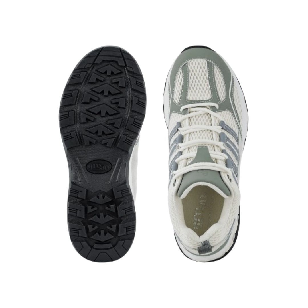 Green Comfort // LONDON LOUISE - SAGE