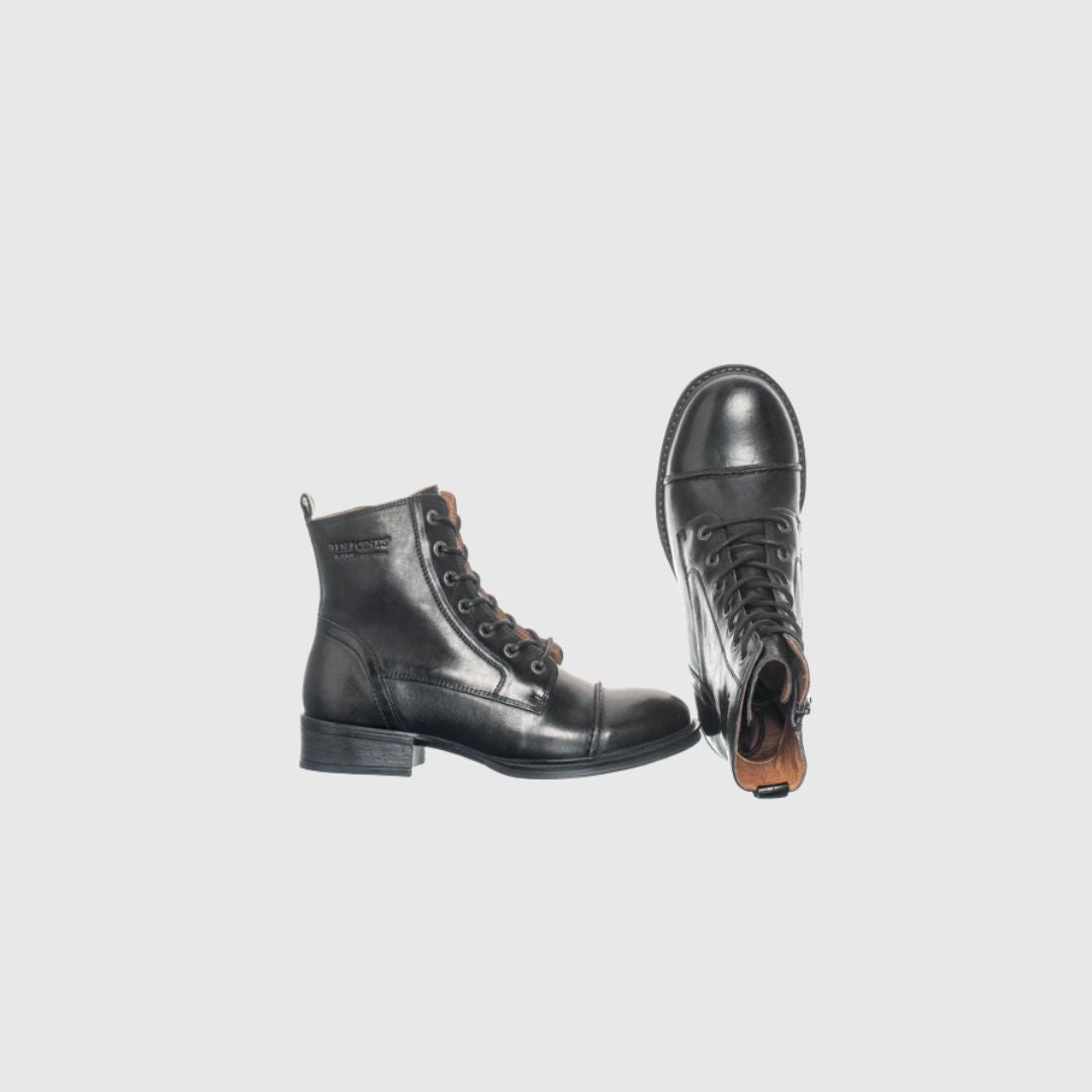 Ten Points // Pandora Laced Boots - black