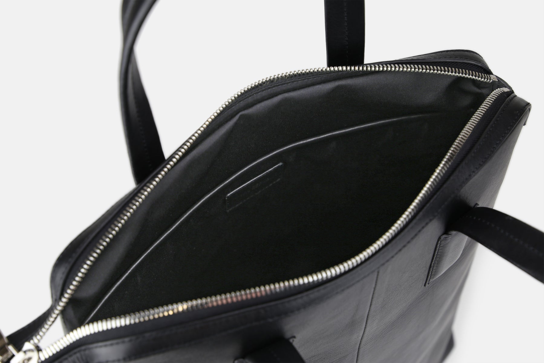 Royal Republiq // Analyst - Black