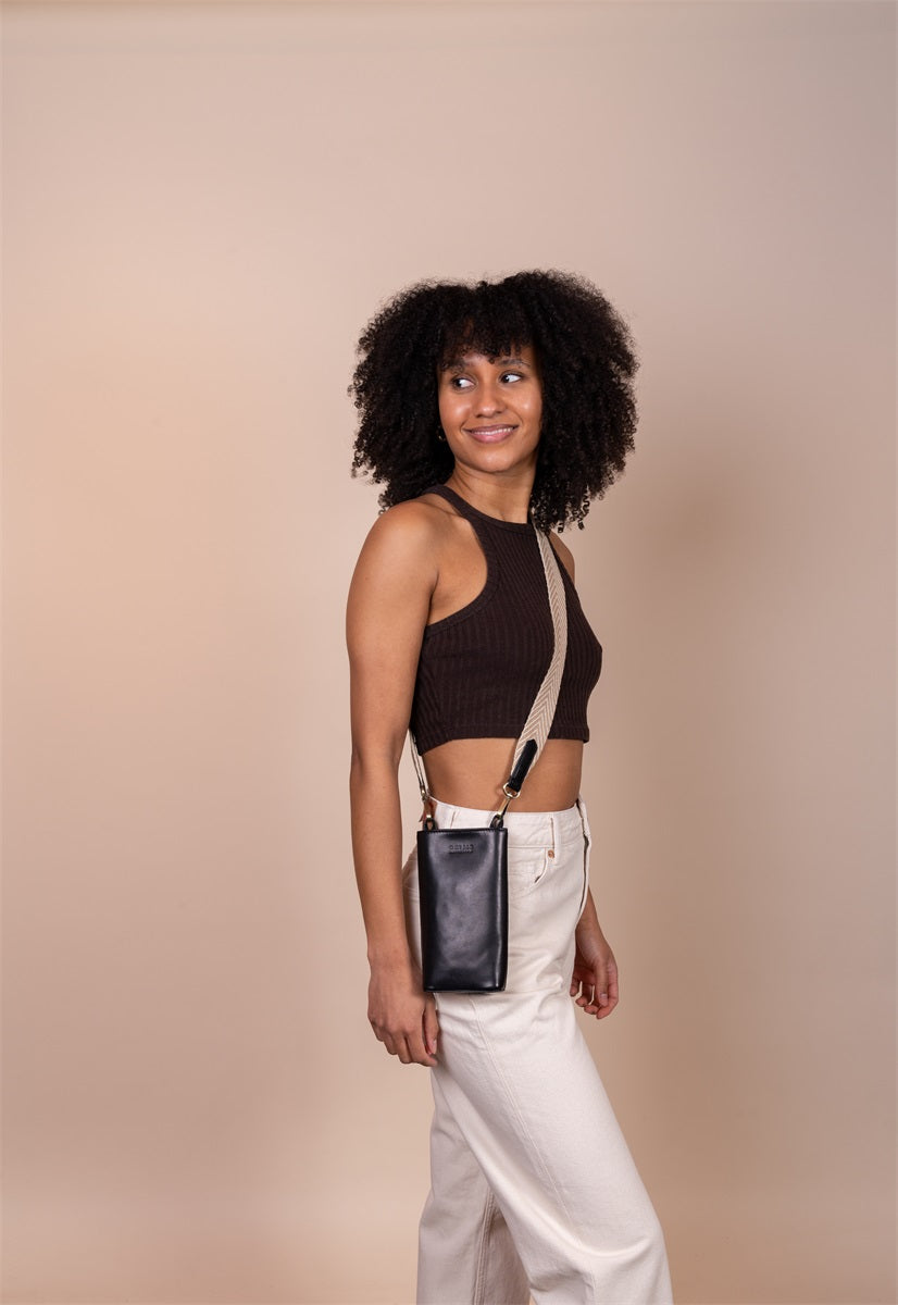O My Bag // Charlie Phone Bag - Black Classic Leather