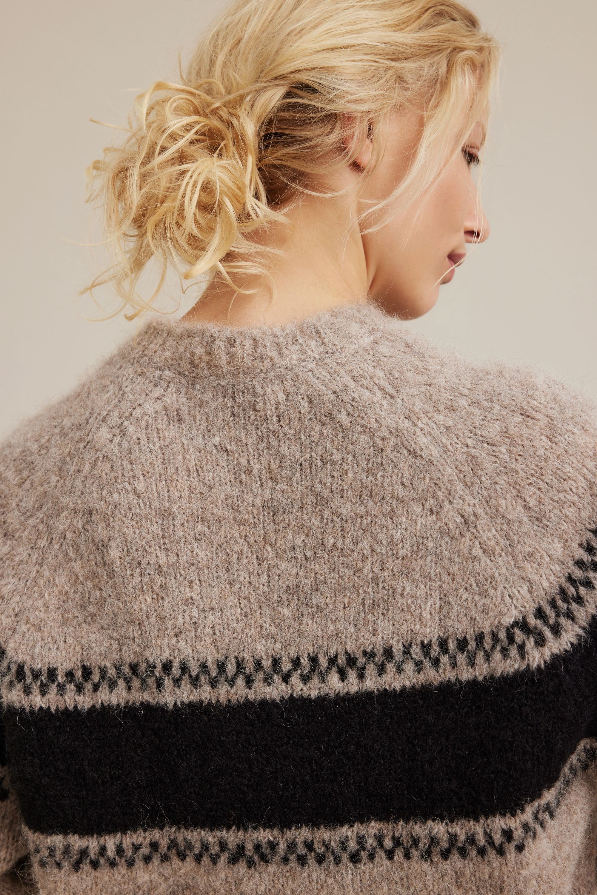 Sibinlinnebjerg // COLETTE LIGHT - SAND/BLACK