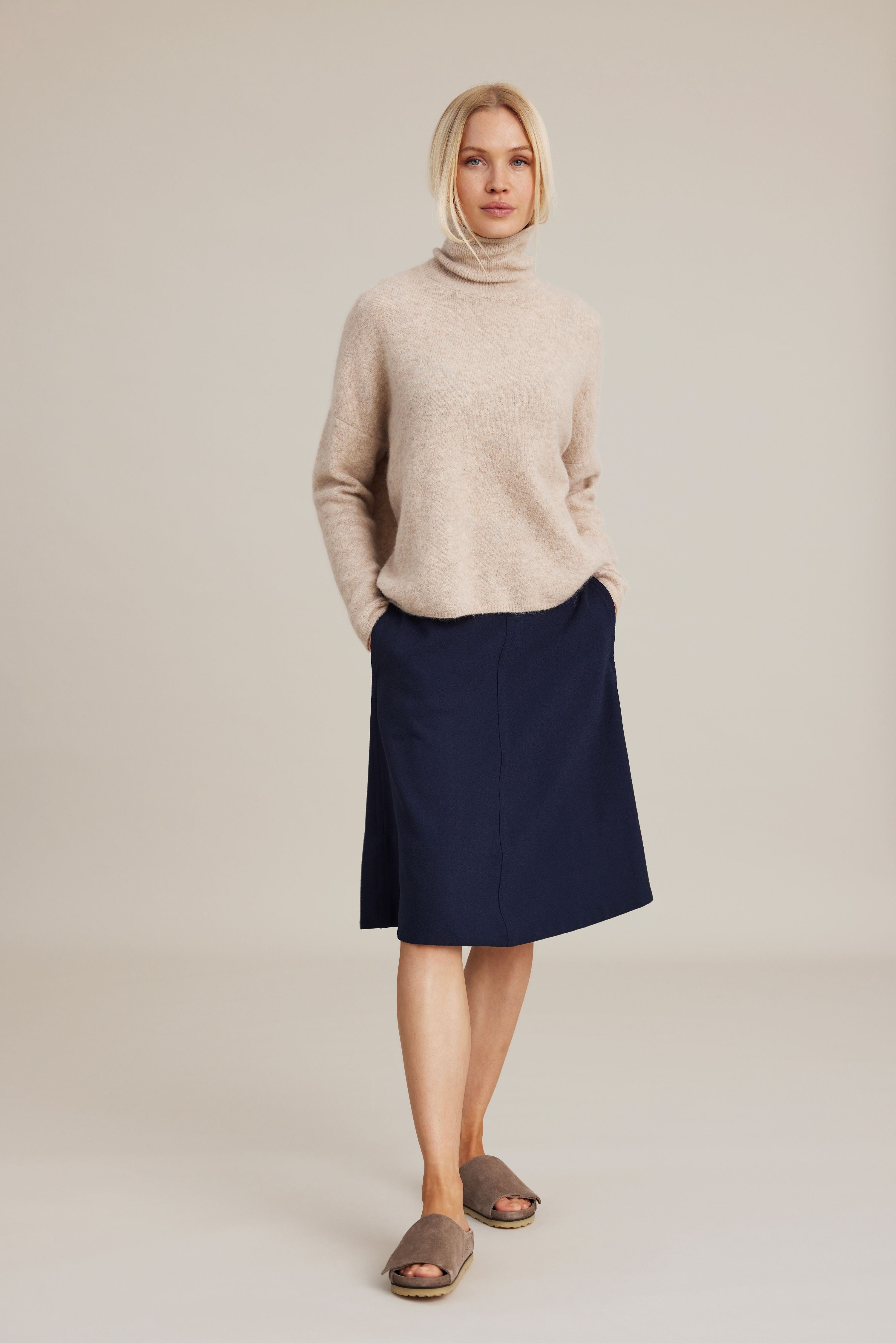 Sibinlinnebjerg // MARIBEL - BEIGE