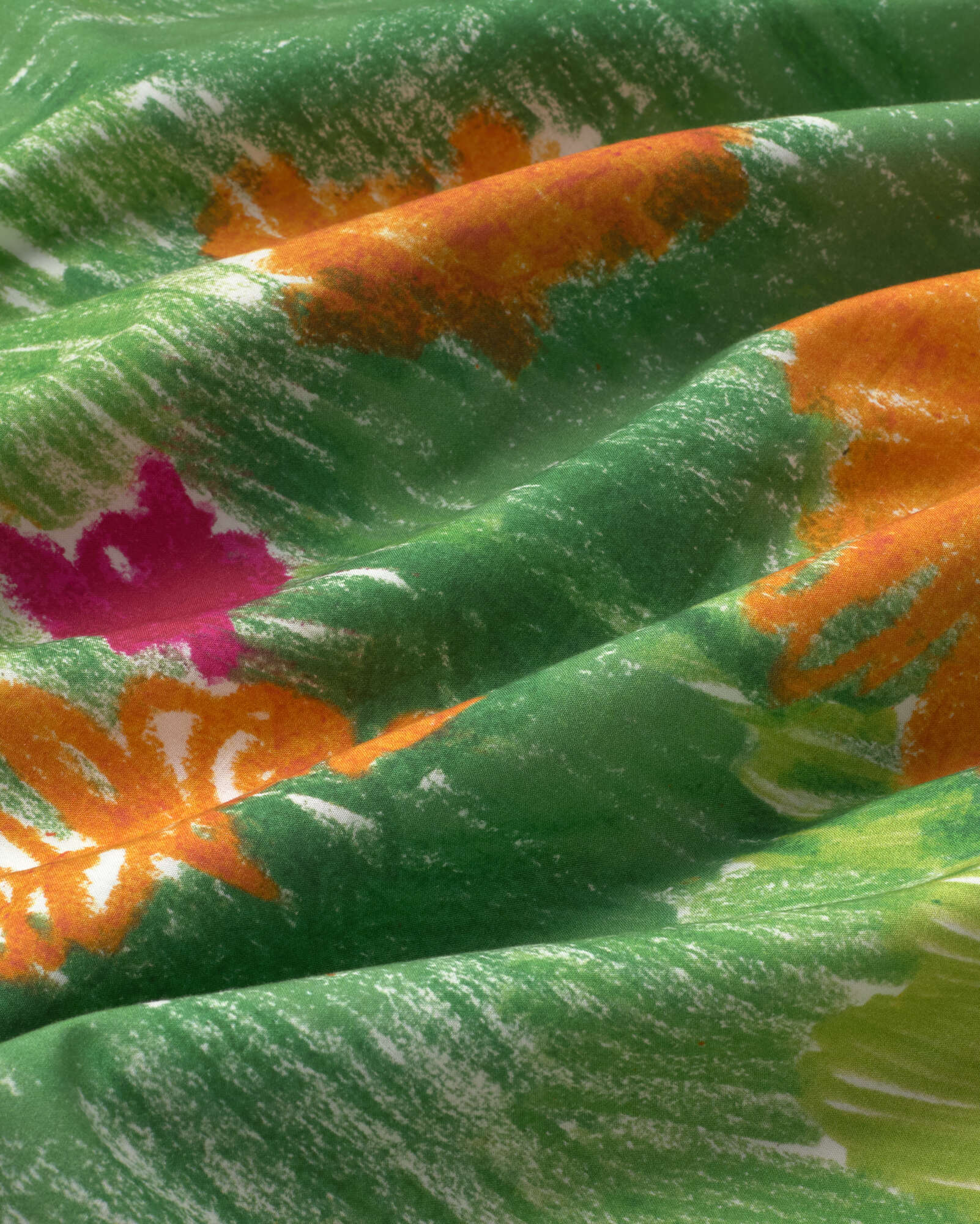 Thinking MU // Crayon Paddy Flower Shirt - Green/Orange