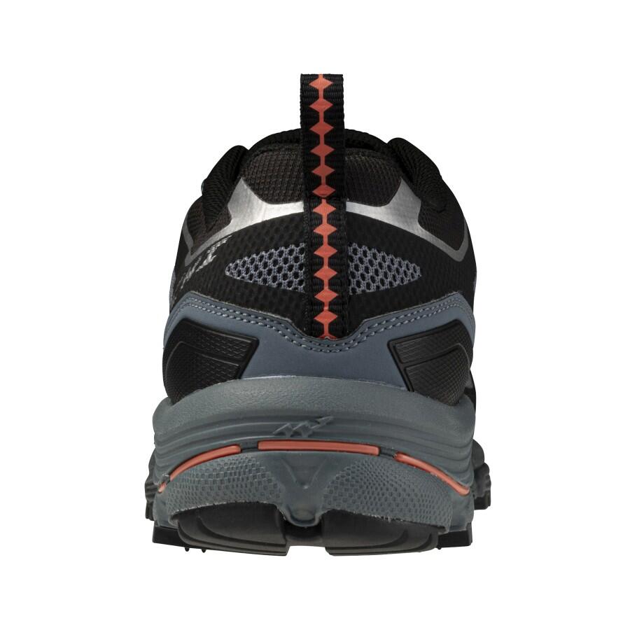 Mizuno // Wave Daichi LS - Storm Silver