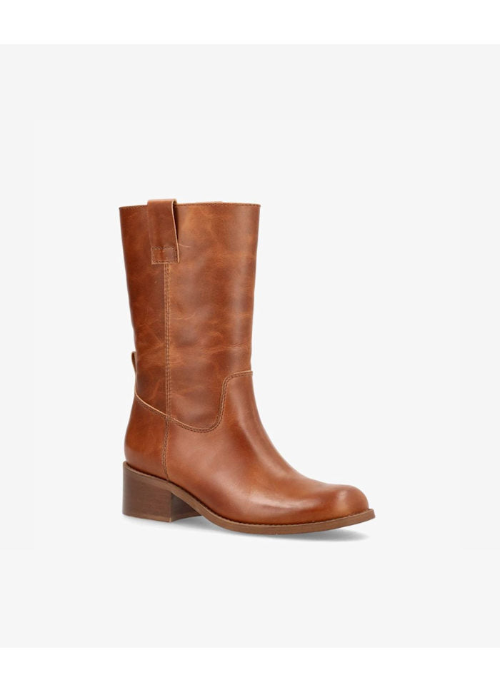 Phenumb // Martina Low - Cognac