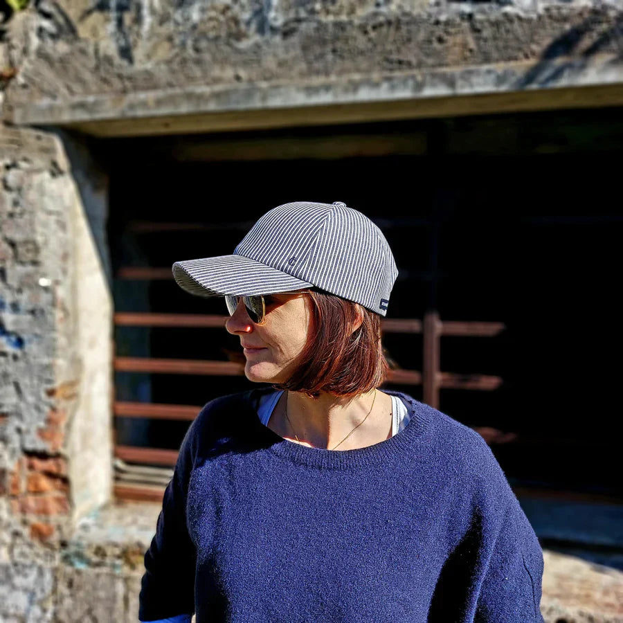 Le Chapoté // Unisex Casquette - Raye Bleu